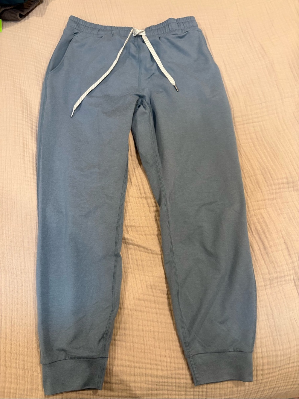 Vuori Halo Joggers Light Blue Women’s Size XS